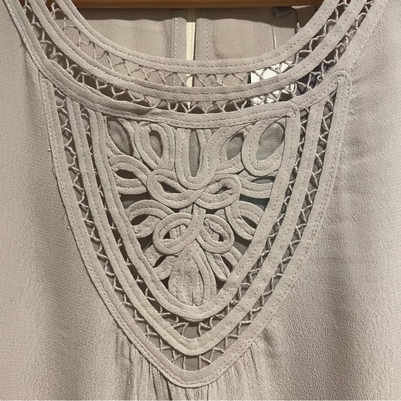 Sleeve Gray Lace Neck Top by Daniel Rainn - Picture 2 of 6